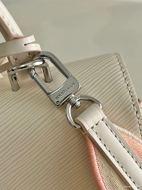 First bag LOUIS VUITTON BB CHANELUNY 0808